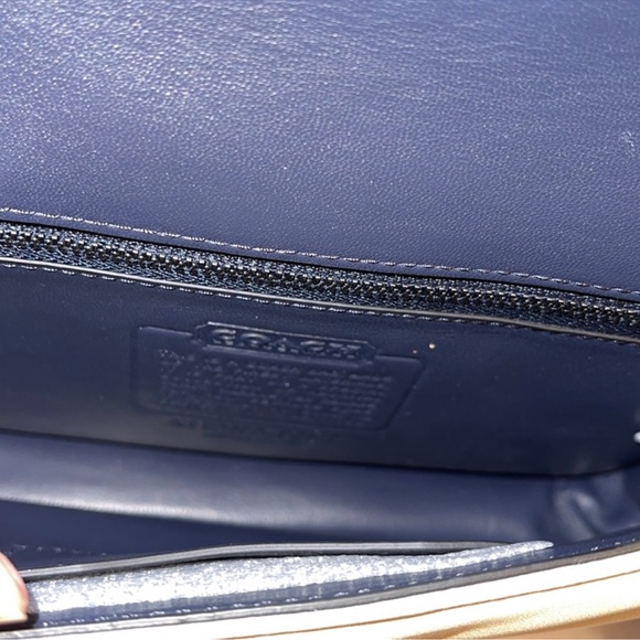 Coach Limited Edition DINKY 23 Quilted Colorblock Crossbody - Picture 4 of 7